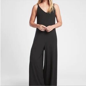 NWT Athleta Nighttime Bliss Sleep V Neck Romper in Black